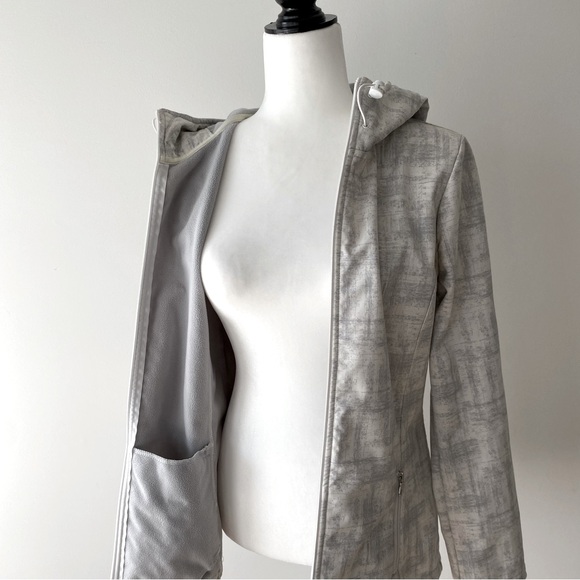 Y2K Rain Jacket - Picture 4 of 12